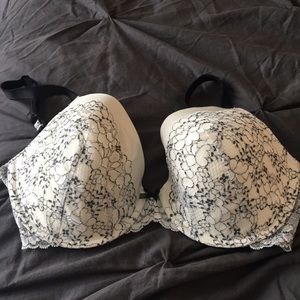 Victoria's Secret Lacy Bra